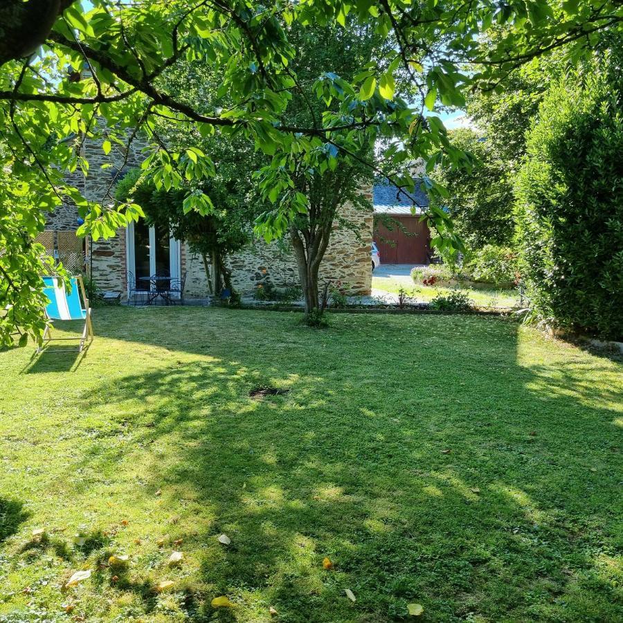 La Demeure De Cathy Bed & Breakfast Saint-Lo Exterior photo